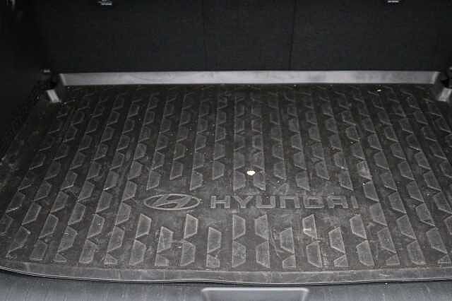 Hyundai KONA 65.4kWh Advance Auto 5dr Grey