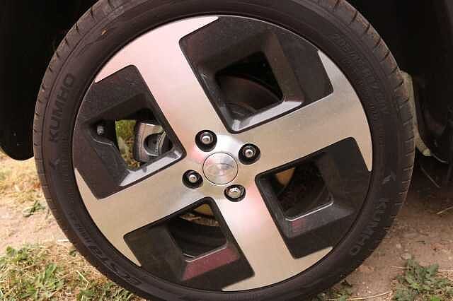 Hyundai INSTER Long Range 49kWh 02 Auto 5dr Beige