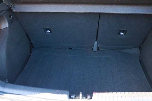 Hyundai I20 1.2 SE Launch Edition Euro 6 (s/s) 5dr Blue