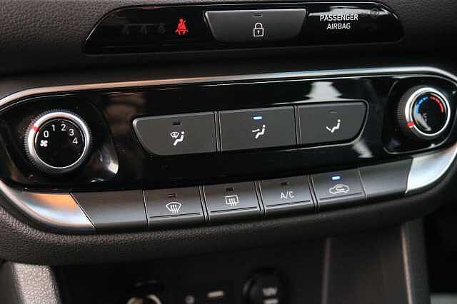 Hyundai i30 1.4 T-GDi SE Nav Tourer Euro 6 (s/s) 5dr