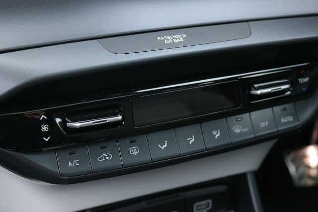 Hyundai BAYON 1.0 T-GDi Ultimate DCT Euro 6 (s/s) 5dr Green