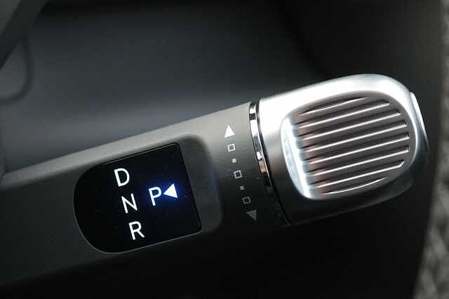 Hyundai INSTER Long Range 49kWh Cross Auto 5dr White