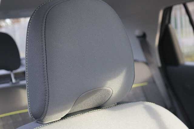 Hyundai INSTER Long Range 49kWh Cross Auto 5dr White