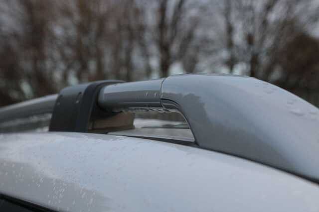 Hyundai INSTER Long Range 49kWh Cross Auto 5dr White