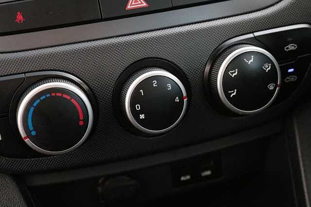 Hyundai i10 1.0 SE Euro 6 5dr