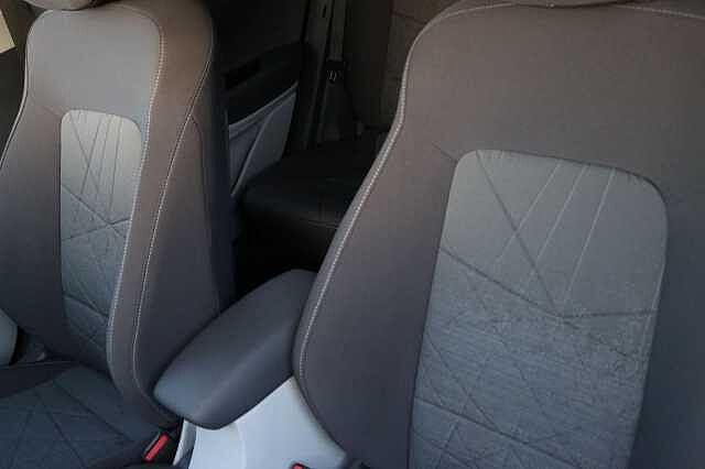 Hyundai BAYON 1.0 T-GDi MHEV Ultimate Euro 6 (s/s) 5dr Red