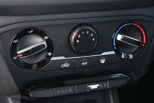 Hyundai i20 1.2 S Connect Euro 6 (s/s) 5dr