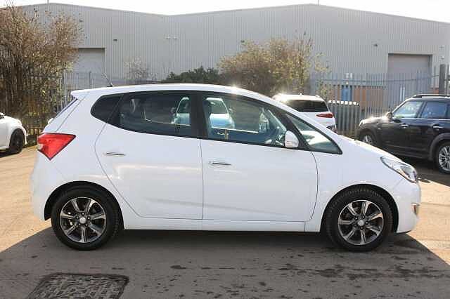 Hyundai ix20 1.6 Premium Nav Euro 6 5dr