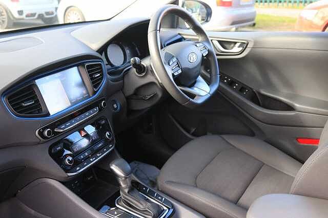 Hyundai IONIQ 1.6 h-GDi Premium DCT Euro 6 (s/s) 5dr