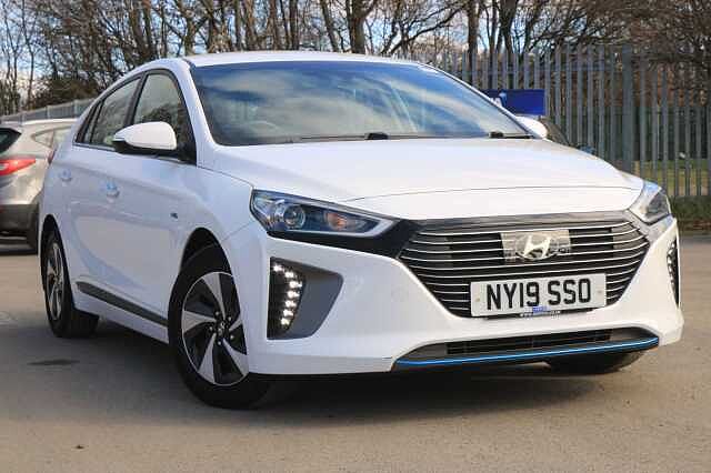 Hyundai IONIQ 1.6 h-GDi Premium DCT Euro 6 (s/s) 5dr
