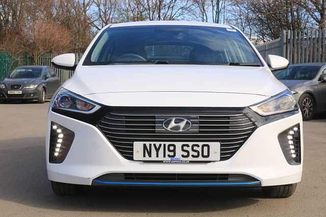 Hyundai IONIQ 1.6 h-GDi Premium DCT Euro 6 (s/s) 5dr