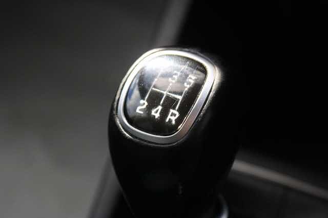 Hyundai i20 1.2 Play Euro 6 (s/s) 5dr