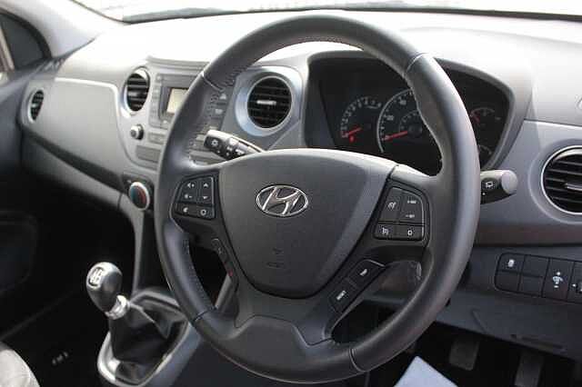 Hyundai i10 1.0 SE 5dr