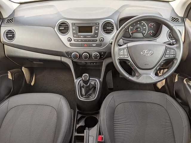 Hyundai i10 1.0 SE 5dr