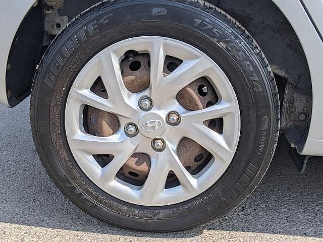 Hyundai i10 1.0 SE 5dr