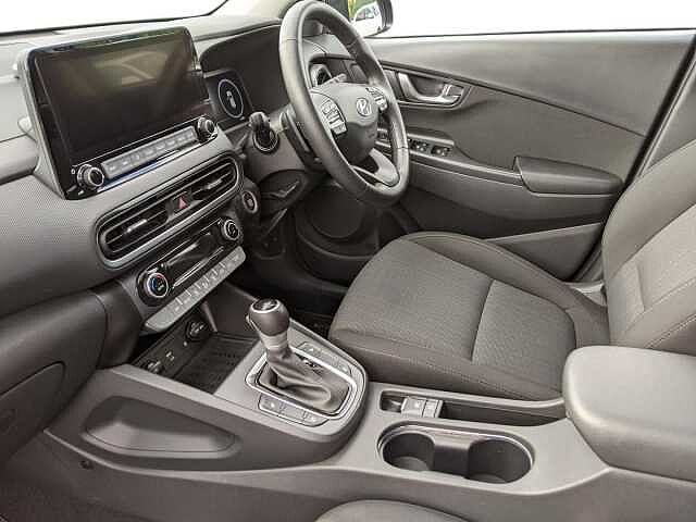 Hyundai KONA 1.6 GDi Hybrid Premium 5dr DCT Black