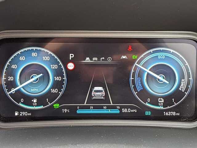 Hyundai KONA 1.6 GDi Hybrid Premium 5dr DCT Black