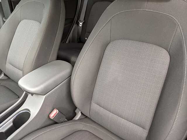Hyundai KONA 1.6 GDi Hybrid Premium 5dr DCT Black