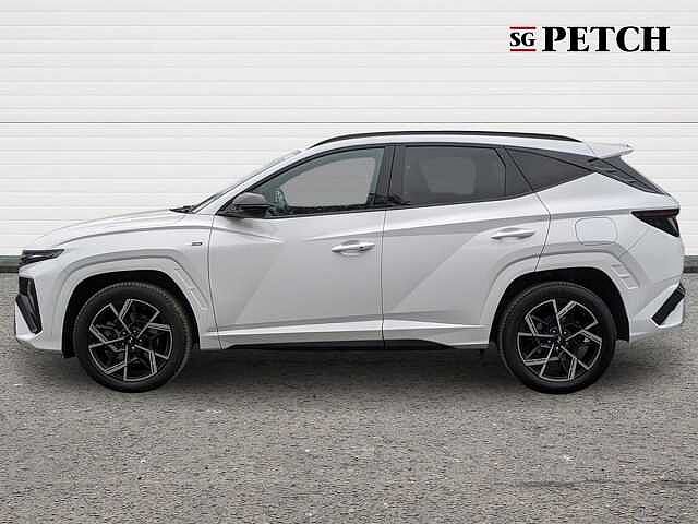 Hyundai TUCSON 1.6T Hybrid N Line 5dr Auto White