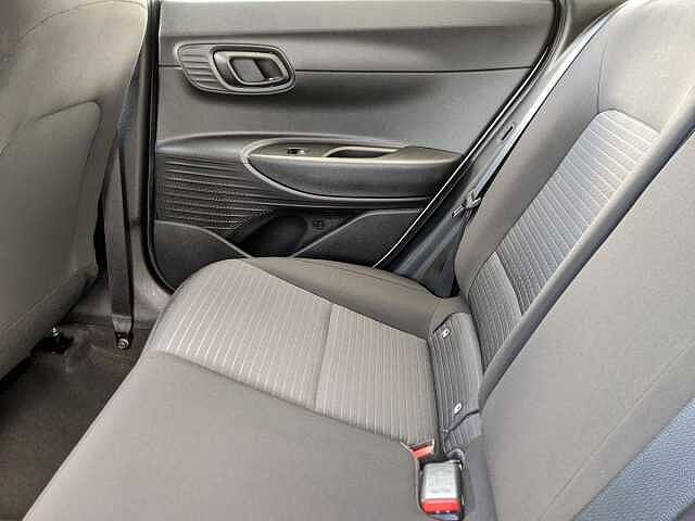 Hyundai I20 1.0T GDi 48V MHD SE Connect 5dr White