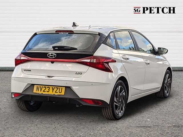 Hyundai I20 1.0T GDi 48V MHD SE Connect 5dr White