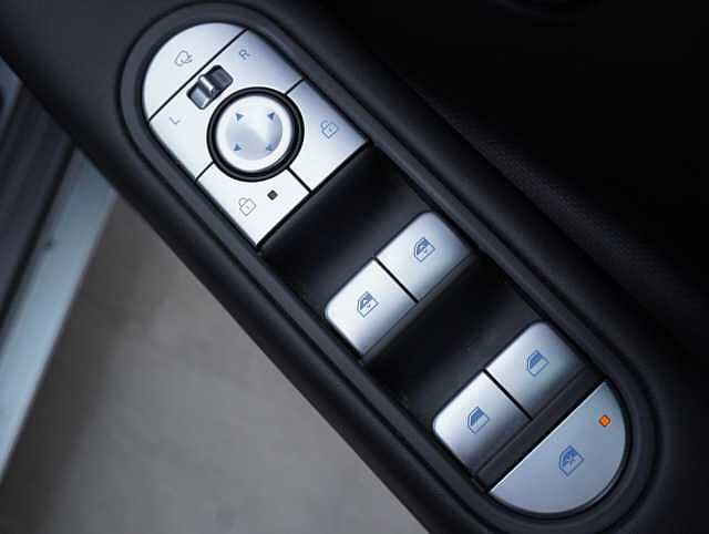 Hyundai IONIQ 5 73kWh Premium Hatchback 5dr Electric Auto + V2L (217 ps) €0 VRT Shooting Star Grey