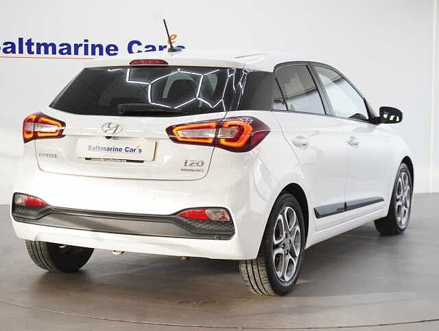 Hyundai i20 1.2 Premium Nav Hatchback 5dr Petrol Manual Euro 6 (s/s) (84 ps)