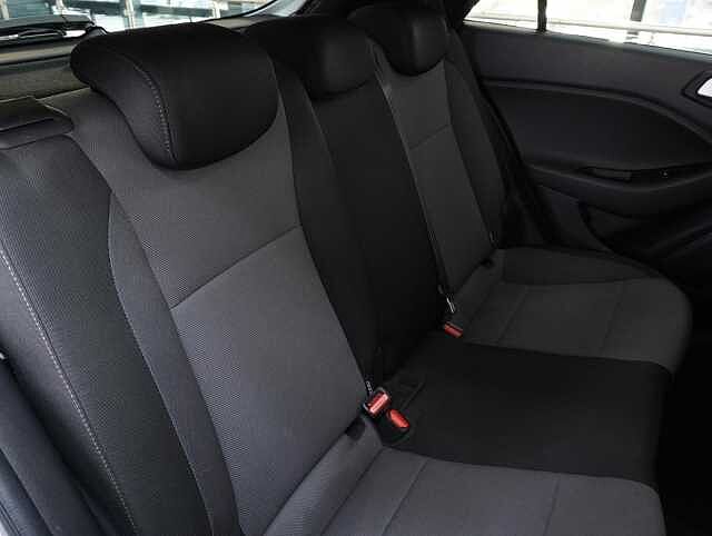 Hyundai i20 1.2 Premium Nav Hatchback 5dr Petrol Manual Euro 6 (s/s) (84 ps)