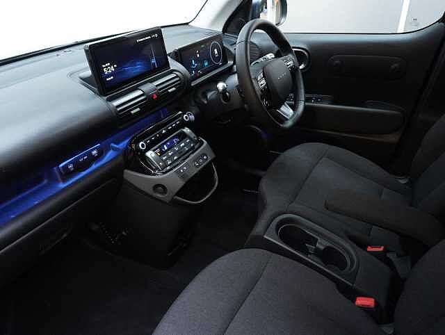 Hyundai INSTER Long Range 49kWh 02 SUV 5dr Electric Auto (115 ps)