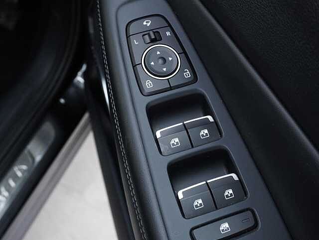 Hyundai Santa Fe 1.6 h T-GDi Premium SUV 5dr Petrol Hybrid Auto Euro 6 (s/s) (230 ps)