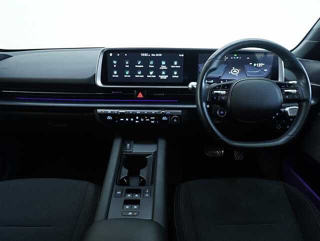 Hyundai IONIQ 6 77.4kWh Premium Saloon 4dr Electric Auto (228 ps)