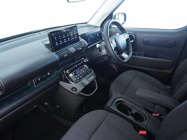 Hyundai INSTER Long Range 49kWh 02 SUV 5dr Electric Auto (115 ps) Jungle Green Khaki