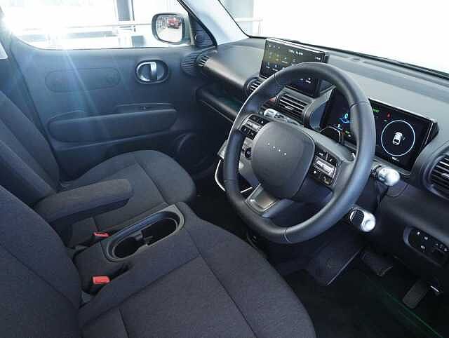 Hyundai INSTER Long Range 49kWh 02 SUV 5dr Electric Auto (115 ps) Jungle Green Khaki