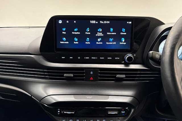 Hyundai BAYON 1.0 T-GDi MHEV Premium SUV 5dr Petrol Hybrid Manual Euro 6 (s/s) (120 ps) Atlas White