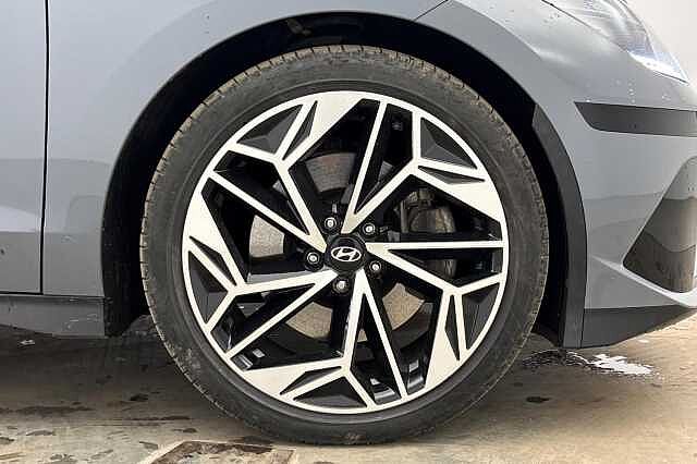 Hyundai IONIQ 6 77.4kWh Premium Saloon 4dr Electric Auto AWD (325 ps)