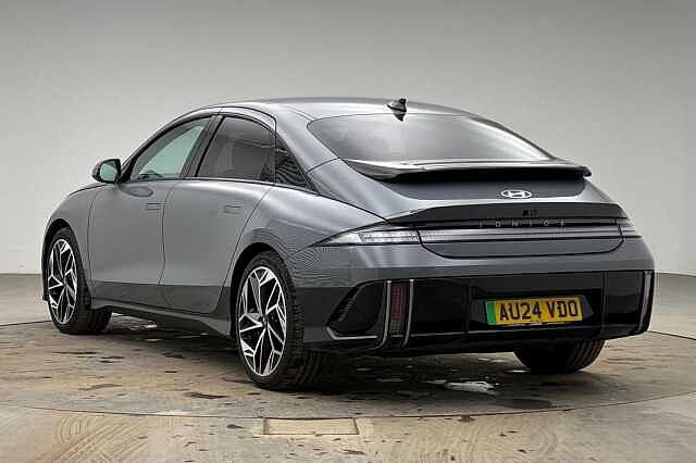 Hyundai IONIQ 6 77.4kWh Premium Saloon 4dr Electric Auto AWD (325 ps)