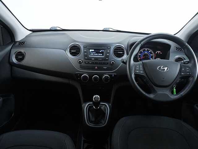 Hyundai i10 1.0 SE Hatchback 5dr Petrol Manual Euro 6 (67 ps)