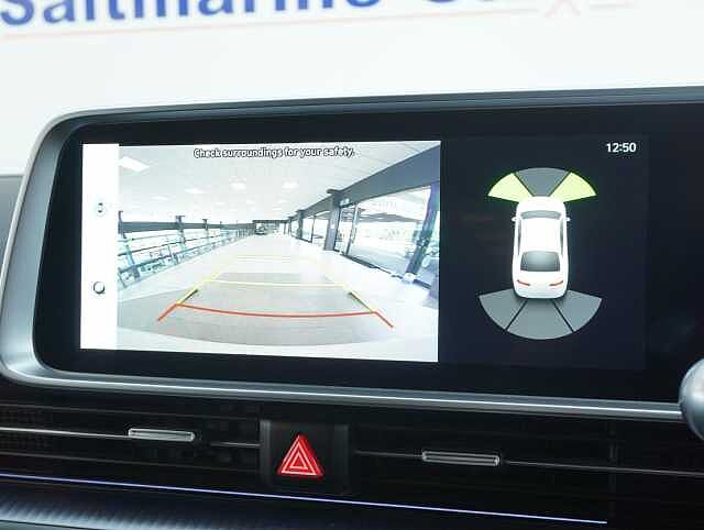 Hyundai IONIQ 6 77.4kWh Premium Saloon 4dr Electric Auto (228 ps)