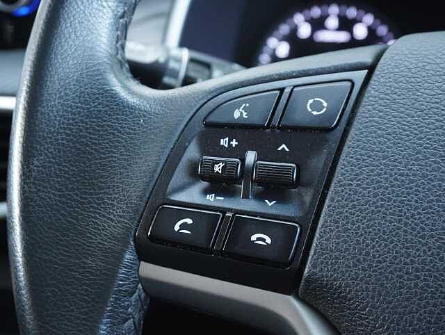 Hyundai TUCSON 1.6 GDi S Connect SUV 5dr Petrol Manual Euro 6 (s/s) (132 ps)
