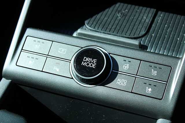 Hyundai KONA E (218ps) Ultimate Silver