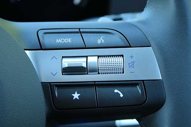 Hyundai KONA E (218ps) Ultimate Silver