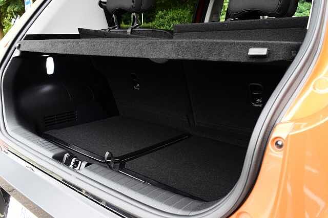 Hyundai INSTER 85kW 02 49kWh 5dr Auto Orange