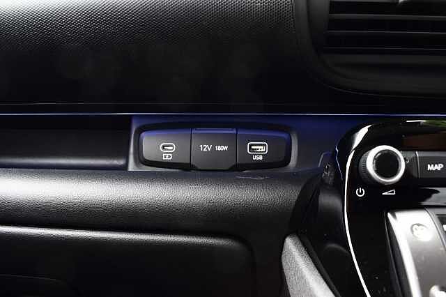 Hyundai INSTER 85kW 02 49kWh 5dr Auto Orange