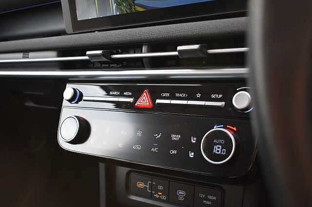 Hyundai TUCSON 1.6T Plug-in Hybrid Ultimate 5dr 4WD Auto Grey