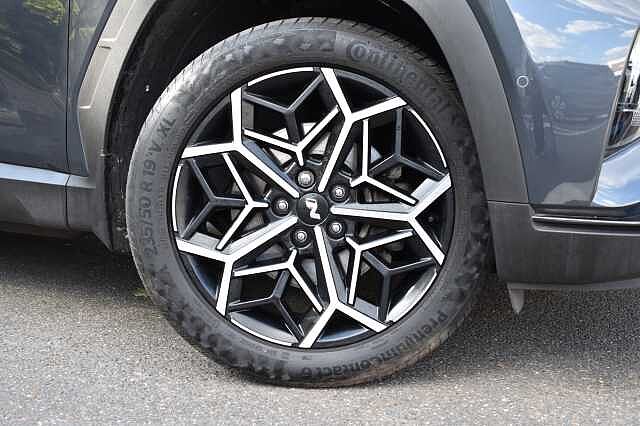 Hyundai TUCSON 1.6 TGDi Plug-in Hybrid Ultimate 5dr 4WD Auto Grey