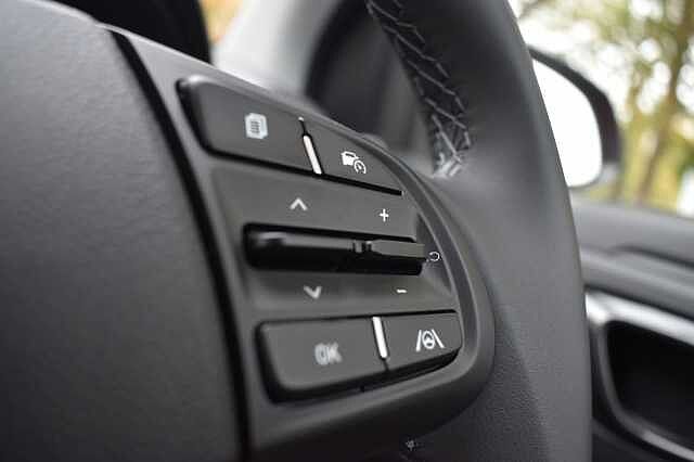 Hyundai I10 1.0 [63] Advance 5dr Auto [Nav] Red