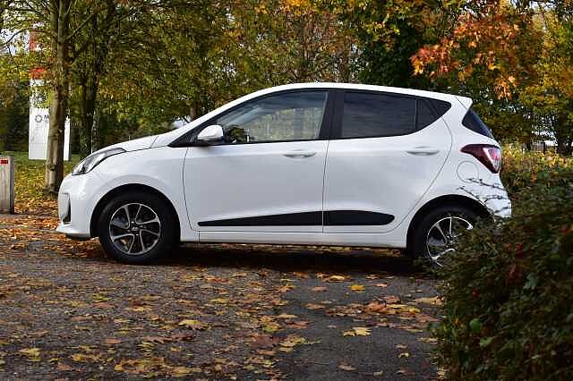 Hyundai I10 1.0 Premium 5dr White