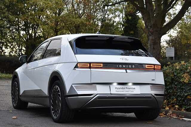 Hyundai IONIQ 5 225kW Ultimate 73 kWh 5dr AWD Auto White