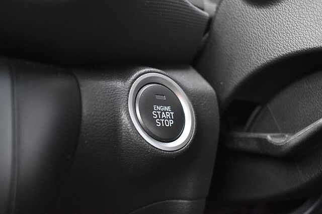 Hyundai KONA 1.6 GDi Hybrid Premium 5dr DCT Red