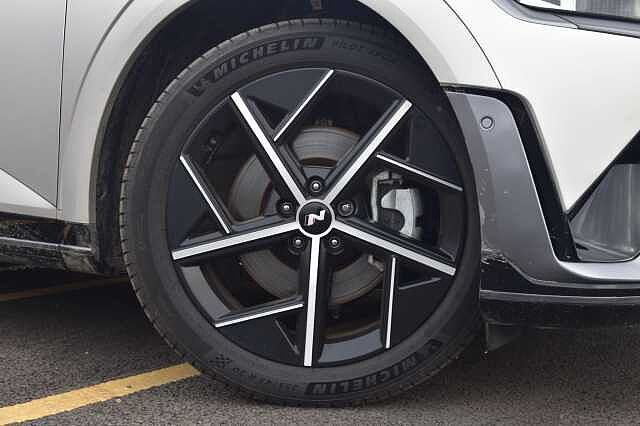 Hyundai IONIQ 5 168kW N Line S 84 kWh 5dr Auto Gold